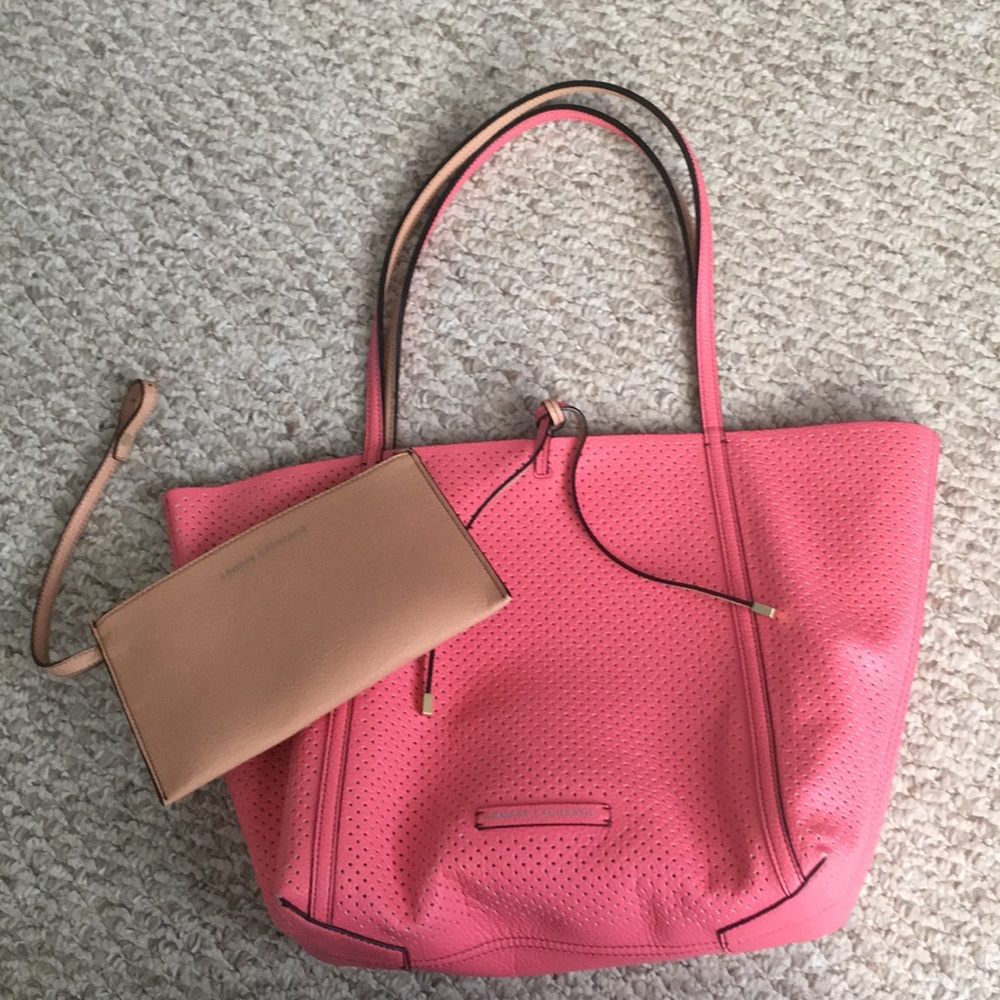 Reversible Armani Exchange tote with pouch